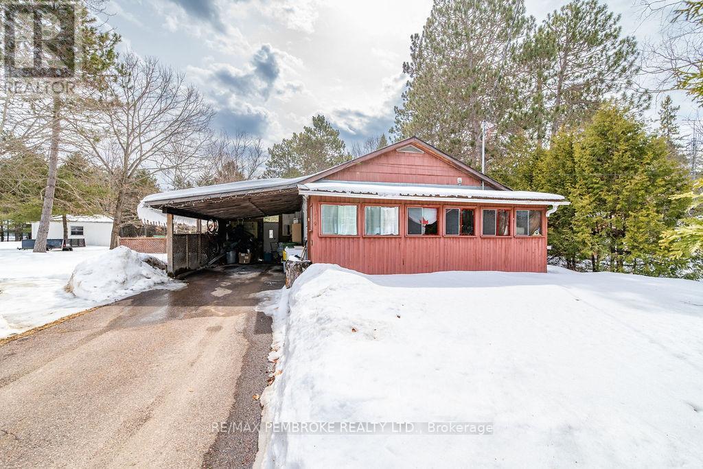 299 BLACK BAY ROAD, Petawawa, Ontario