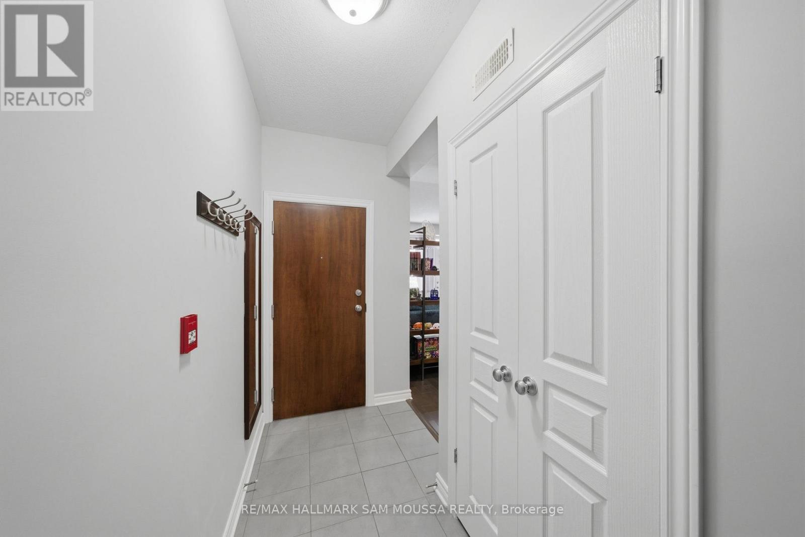 C - 57 Tayside Private, Ottawa, Ontario K2J 2T3 - Photo 10 - X12976808