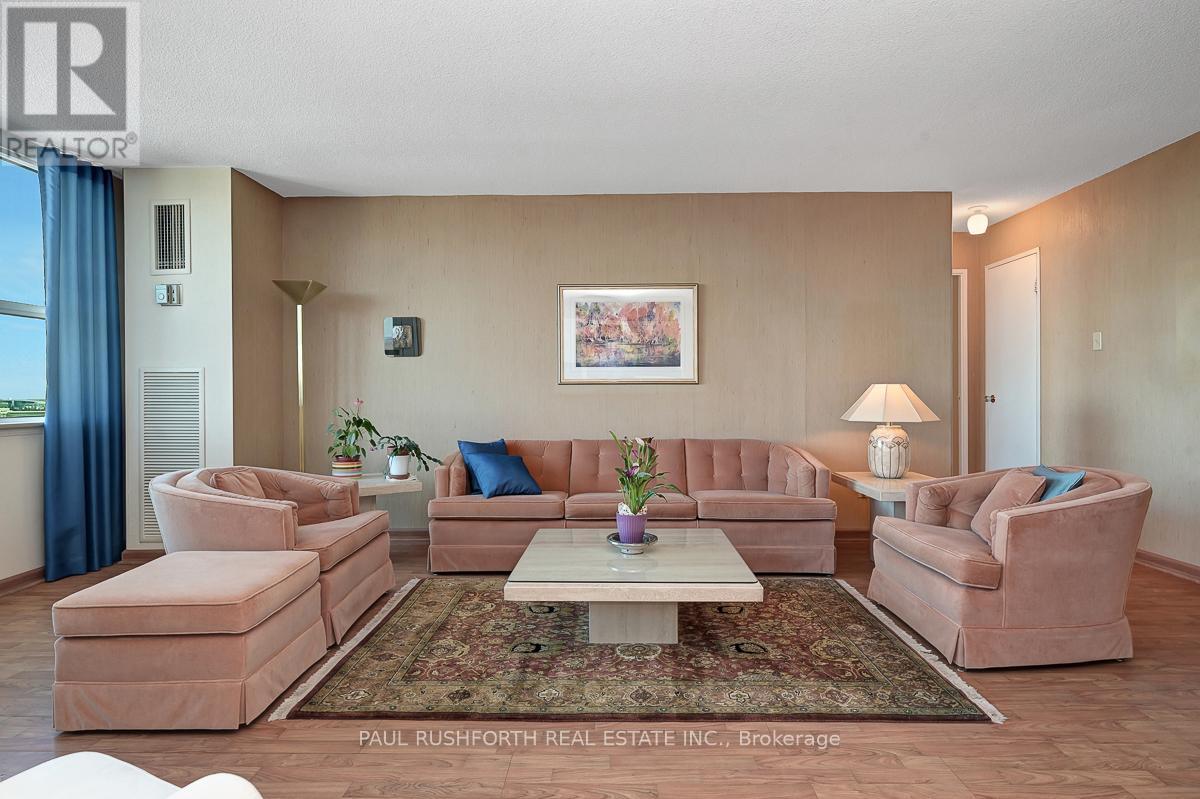 Ph7 - 555 Brittany Drive, Ottawa, Ontario  K1K 4C5 - Photo 8 - X12976810