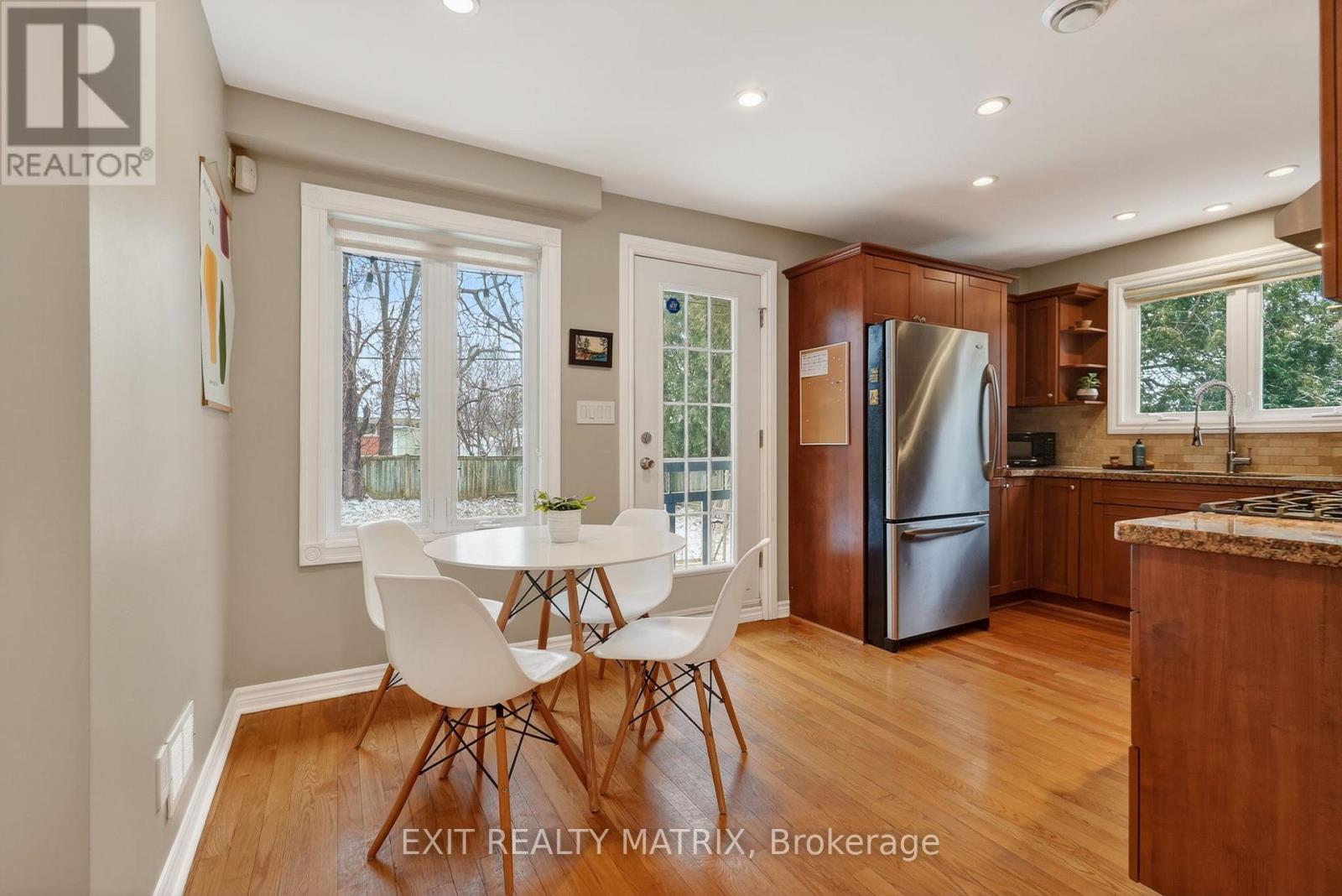 2586 Henley Street, Ottawa, Ontario  K2B 7R3 - Photo 10 - X12976842