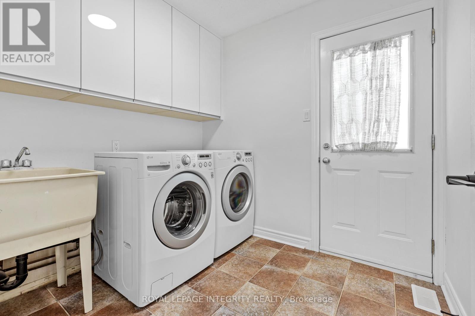 6368 Viseneau Drive, Ottawa, Ontario  K1C 2J2 - Photo 13 - X12976876