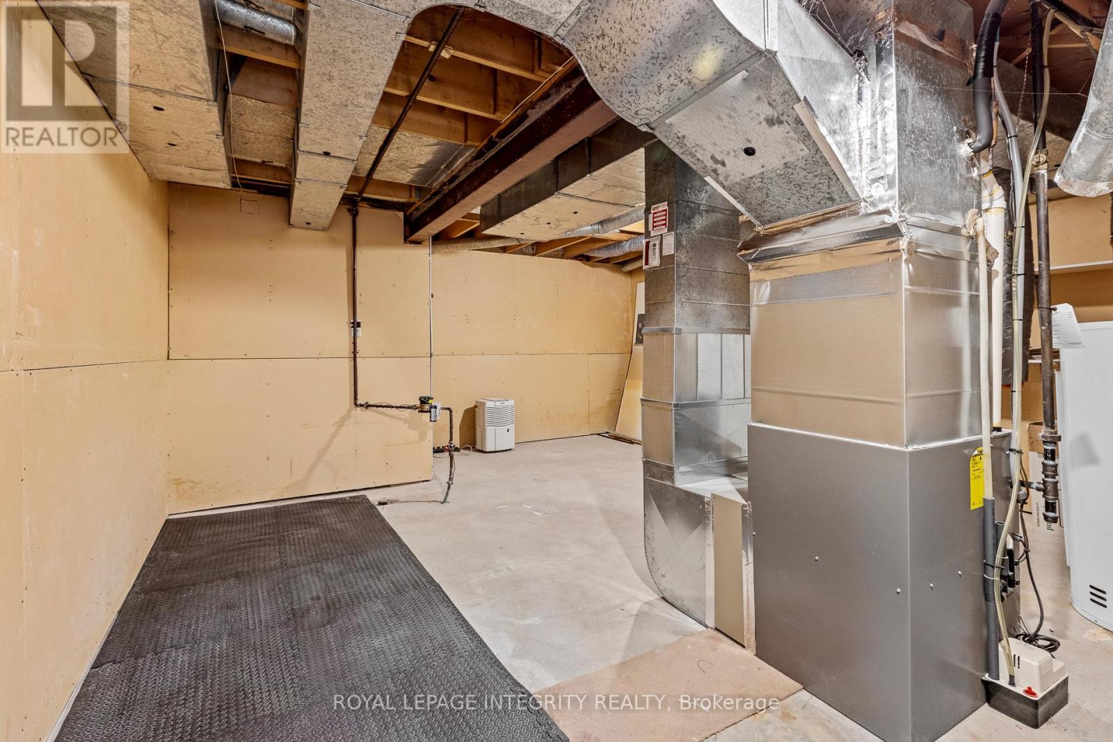 6368 Viseneau Drive, Ottawa, Ontario  K1C 2J2 - Photo 34 - X12976876