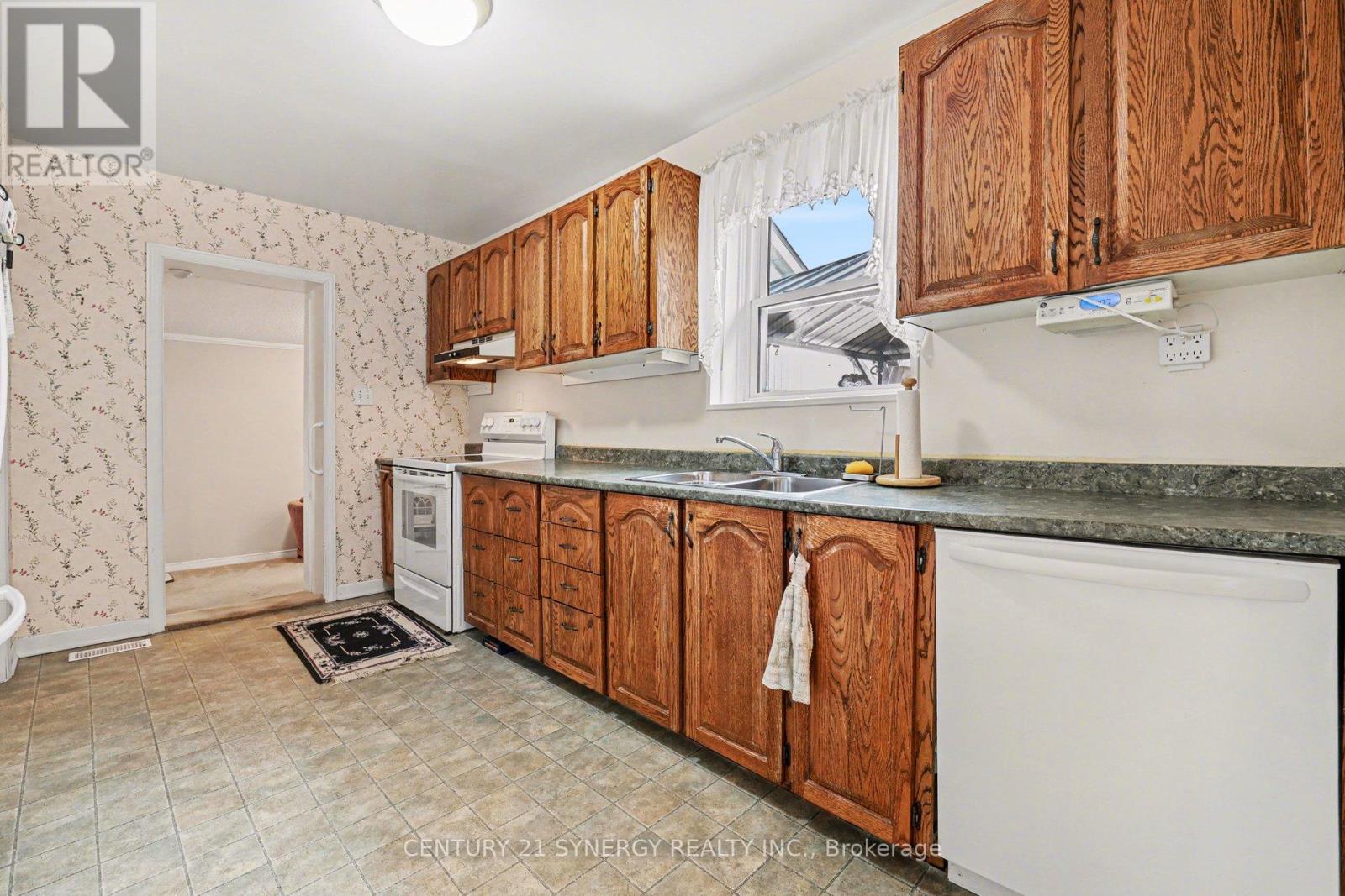 20 Condie Street, Smiths Falls, Ontario  K7A 2S8 - Photo 6 - X12976970