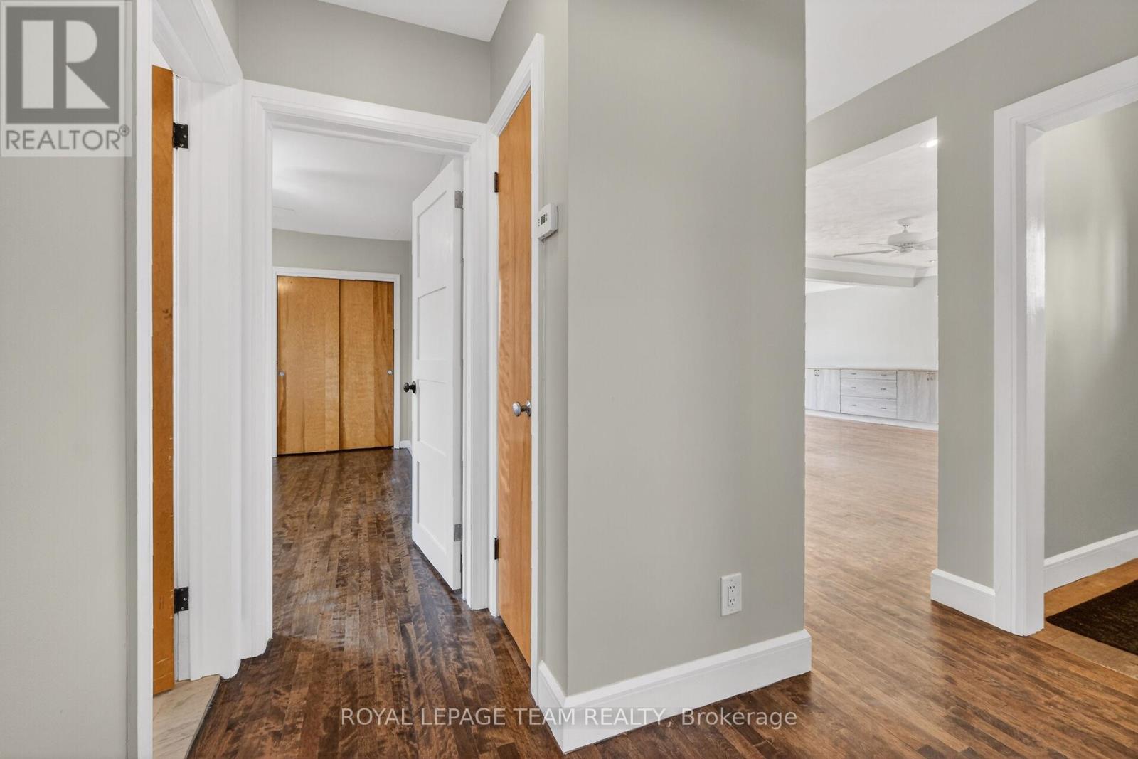 1318 Albany Drive, Ottawa, Ontario  K2C 2L9 - Photo 16 - X12976972