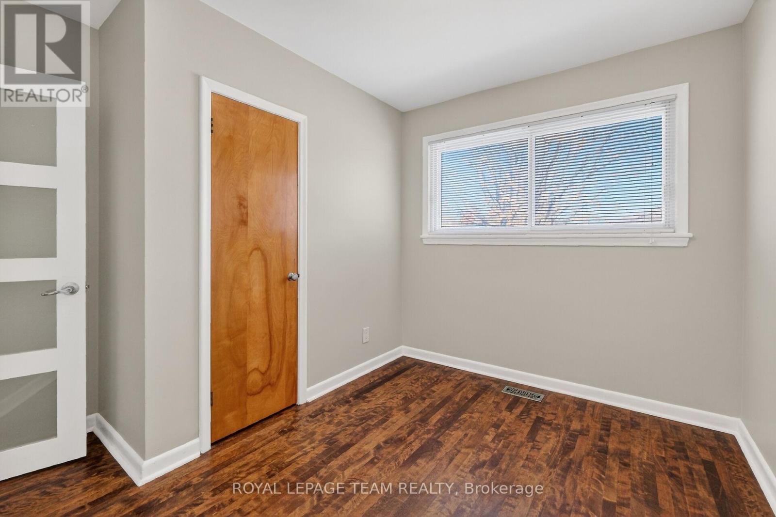 1318 Albany Drive, Ottawa, Ontario  K2C 2L9 - Photo 22 - X12976972