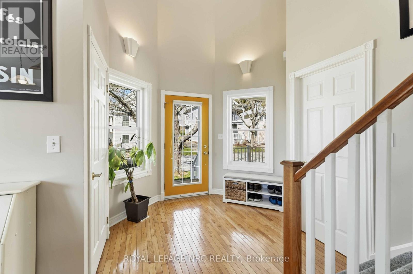 40 Newport Beach Boulevard, Fort Erie (Crystal Beach), Ontario  L0S 1B0 - Photo 8 - X12976872