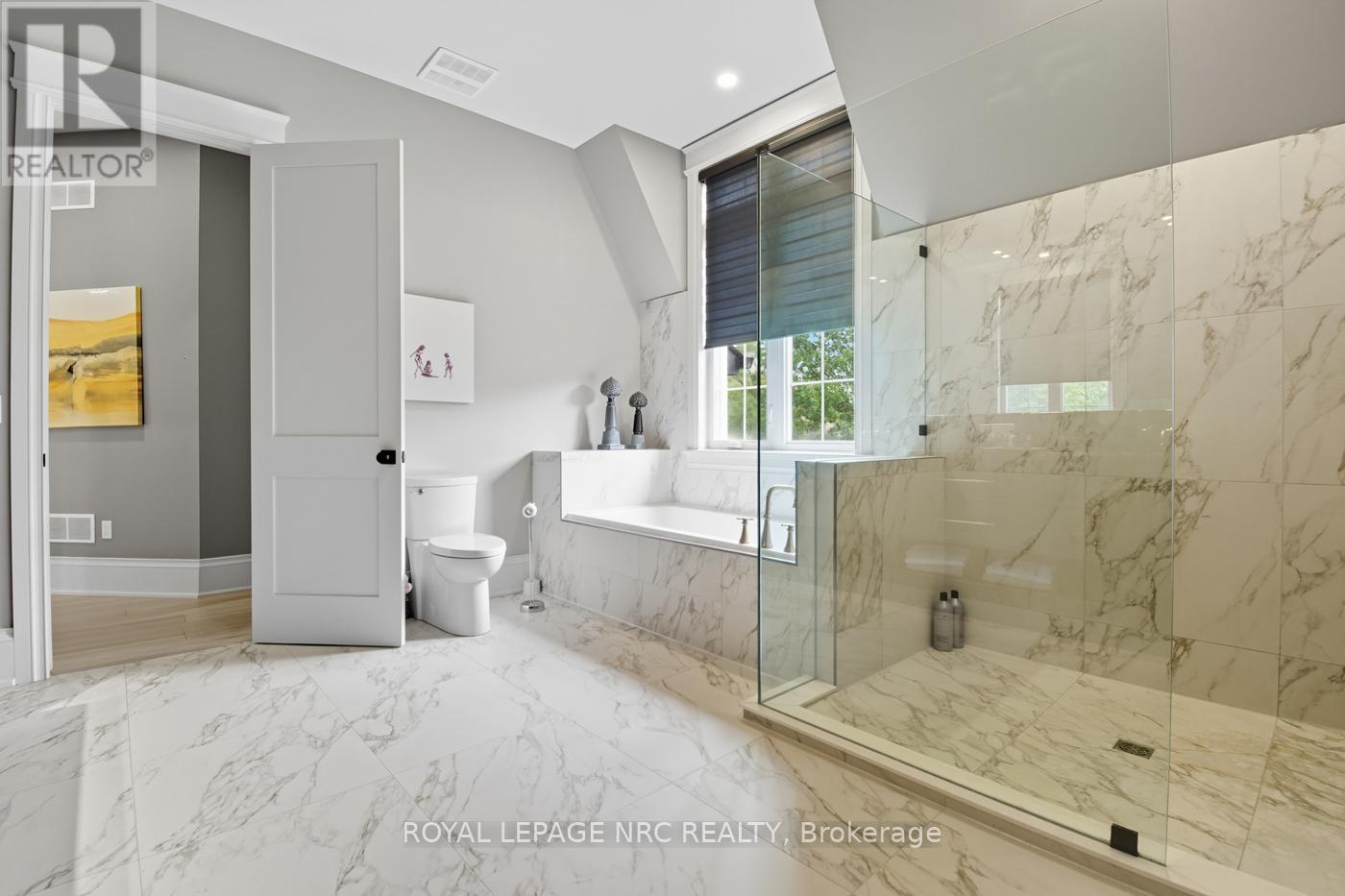 26 Sandalwood Crescent, Niagara-On-The-Lake, Ontario  L0S 1P0 - Photo 25 - X12976918