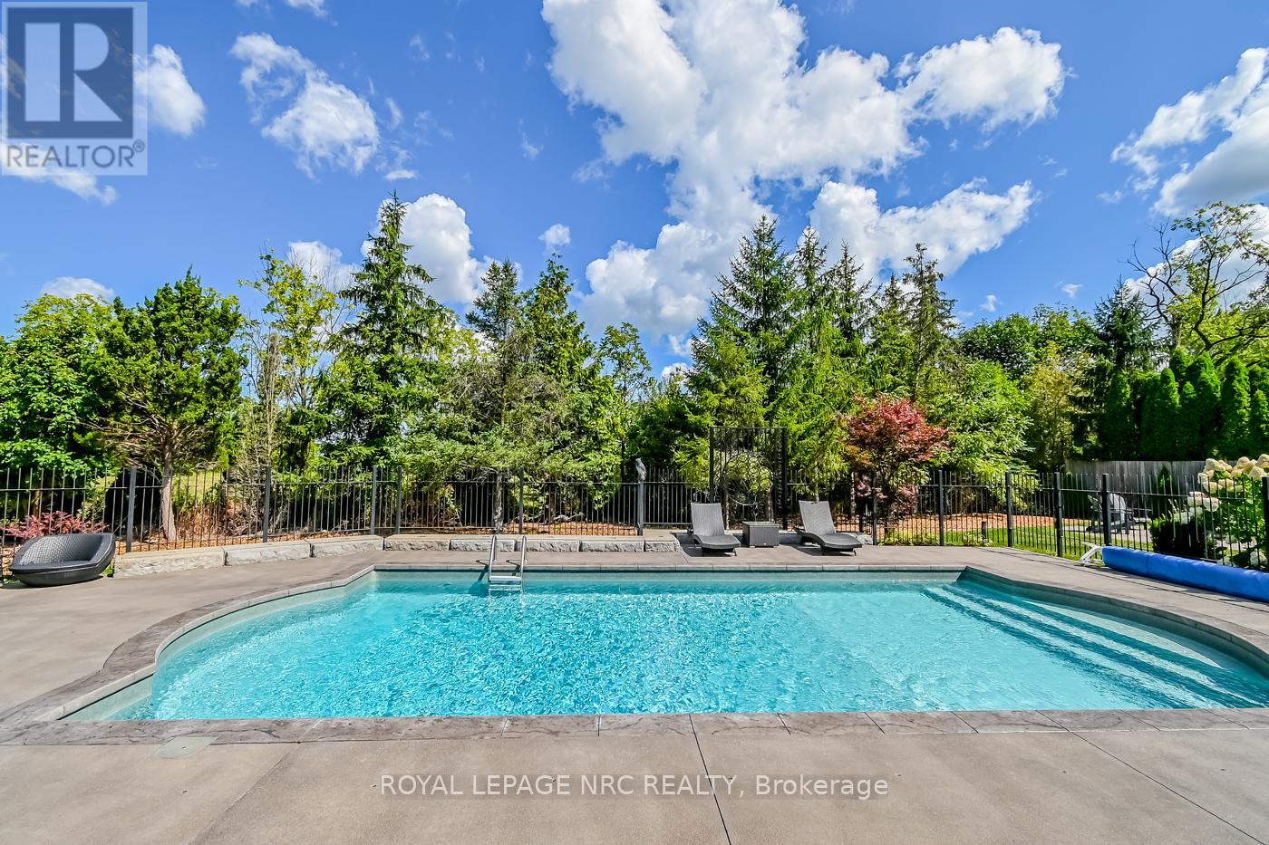 26 Sandalwood Crescent, Niagara-On-The-Lake, Ontario  L0S 1P0 - Photo 41 - X12976918