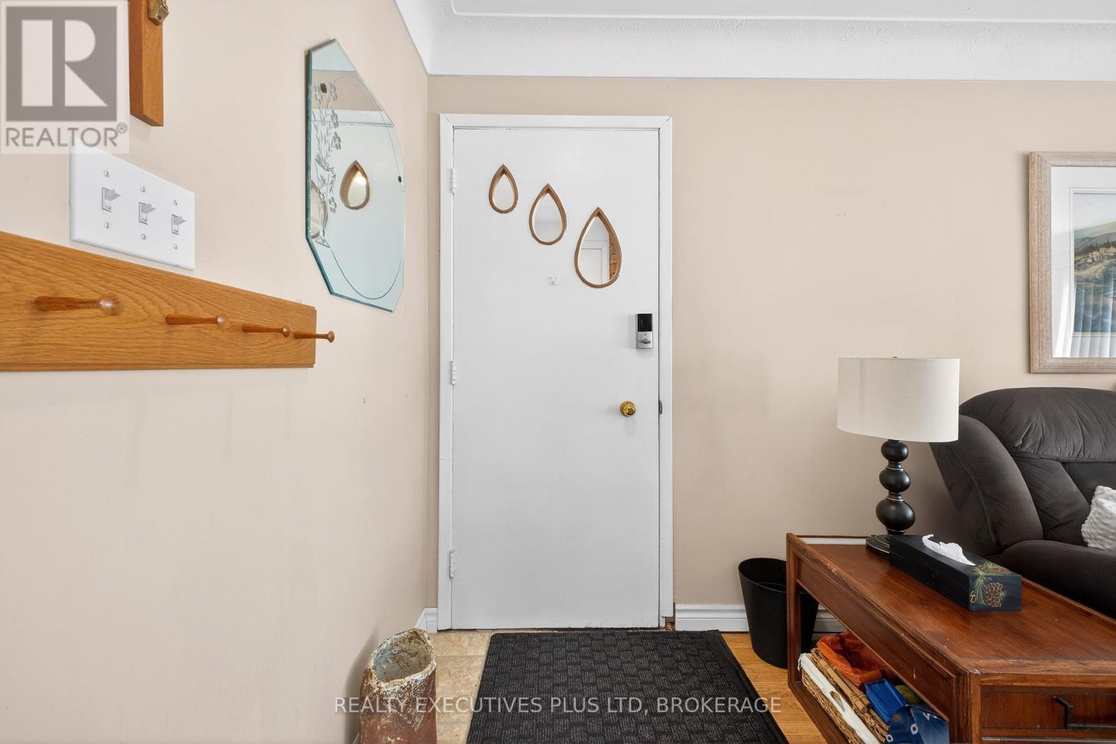 6465 Wendy Drive, Niagara Falls, Ontario  L2G 3H7 - Photo 10 - X12976980