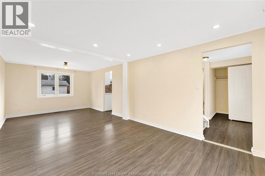 10349 Shenandoah, Windsor, Ontario  N8R 1B6 - Photo 11 - 26007634