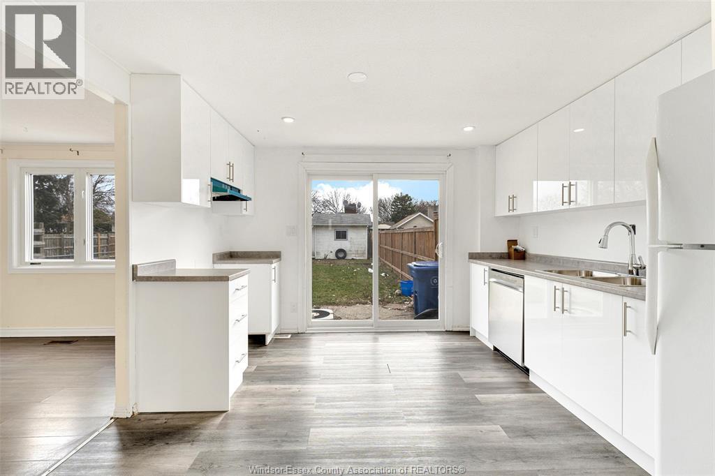 10349 Shenandoah, Windsor, Ontario  N8R 1B6 - Photo 15 - 26007634
