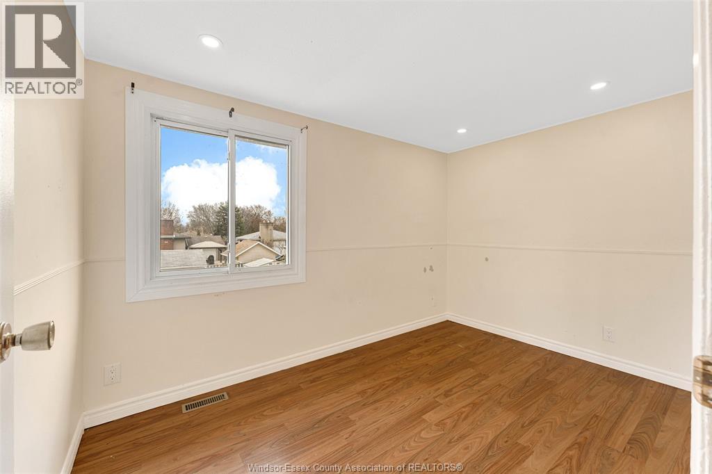 10349 Shenandoah, Windsor, Ontario  N8R 1B6 - Photo 21 - 26007634