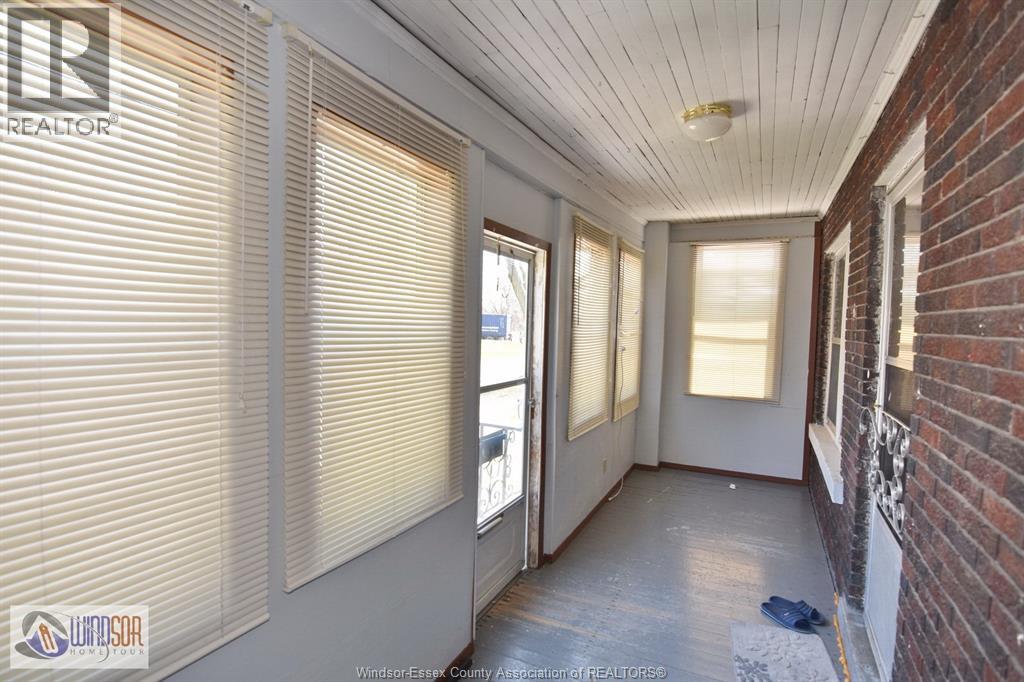 769 Mckay, Windsor, Ontario  N9B 1Z9 - Photo 6 - 26007601