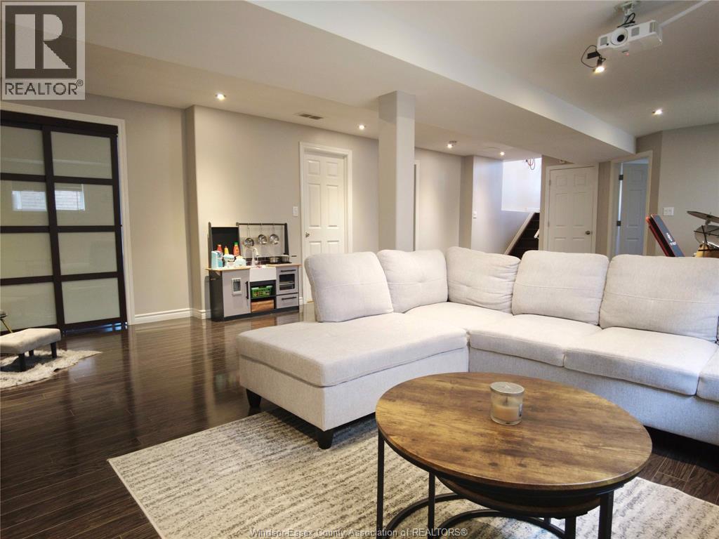 2437 Luxury Avenue, Windsor, Ontario  N8P 1S8 - Photo 15 - 26007594