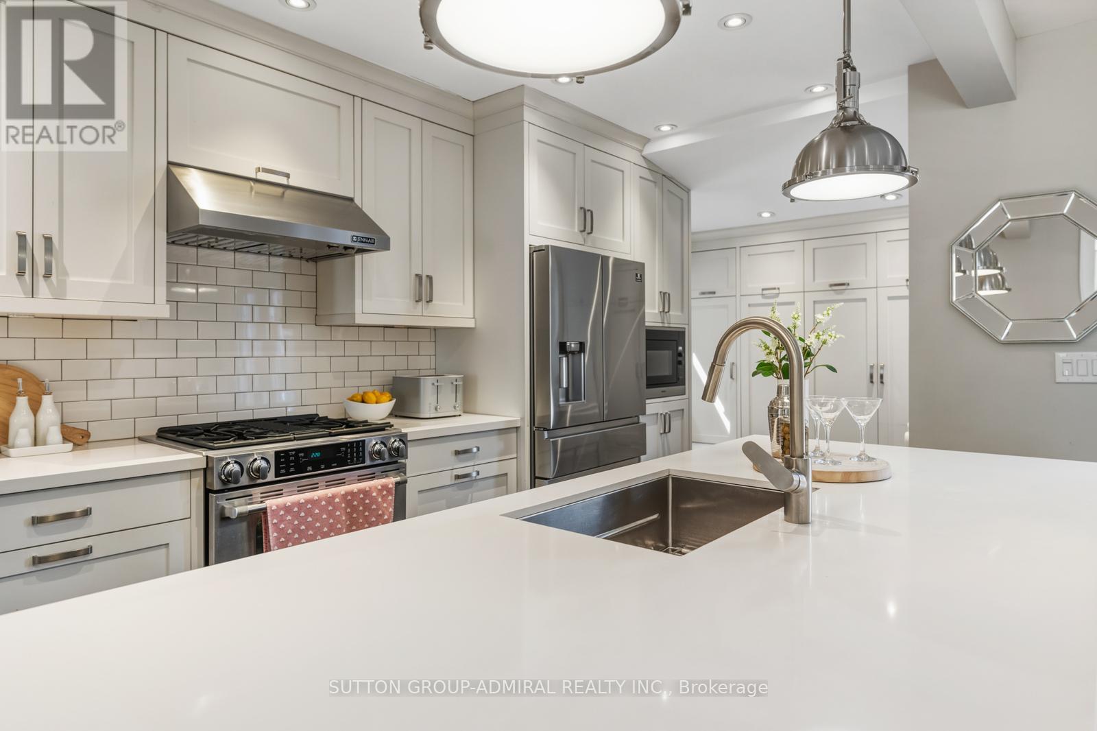 172 Melrose Avenue, Toronto, Ontario  M5M 1Z1 - Photo 15 - C12976852