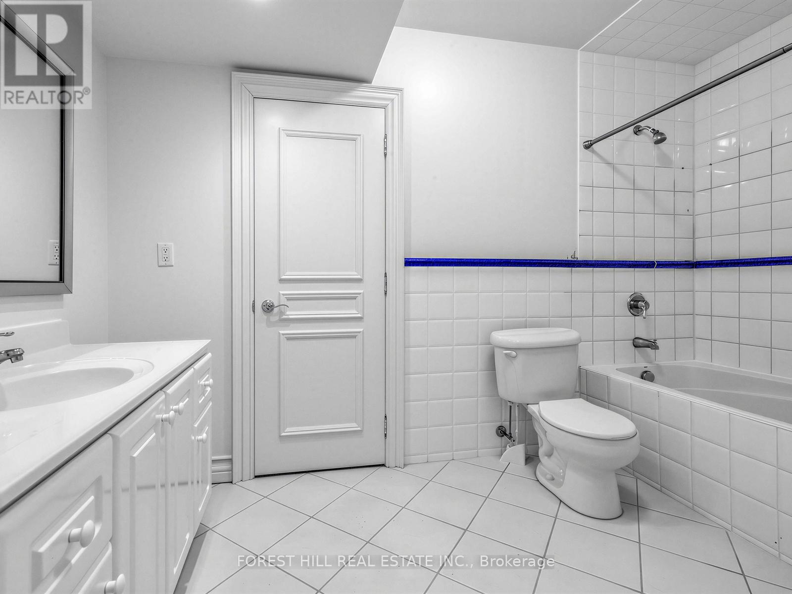 8 Colvestone Road, Toronto, Ontario  M2L 1X3 - Photo 40 - C12976956