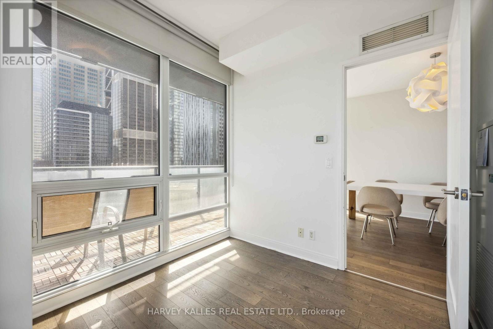 1707 - 825 Church Street, Toronto, Ontario  M4W 3Z4 - Photo 15 - C12977044