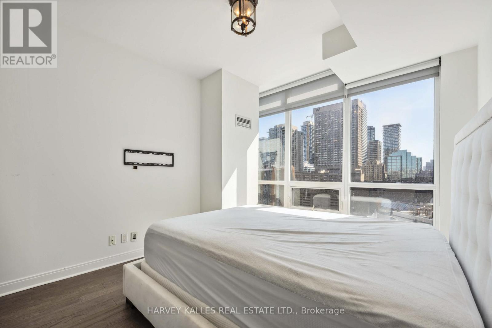 1707 - 825 Church Street, Toronto, Ontario  M4W 3Z4 - Photo 21 - C12977044