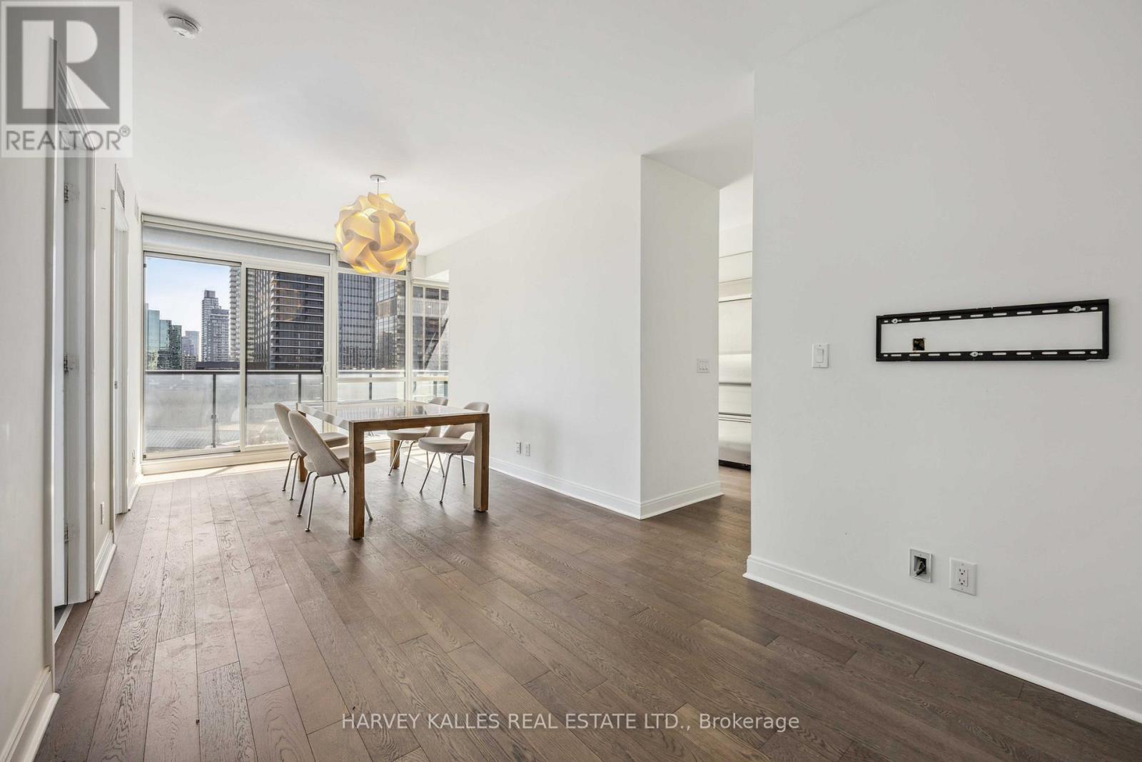 1707 - 825 Church Street, Toronto, Ontario  M4W 3Z4 - Photo 6 - C12977044