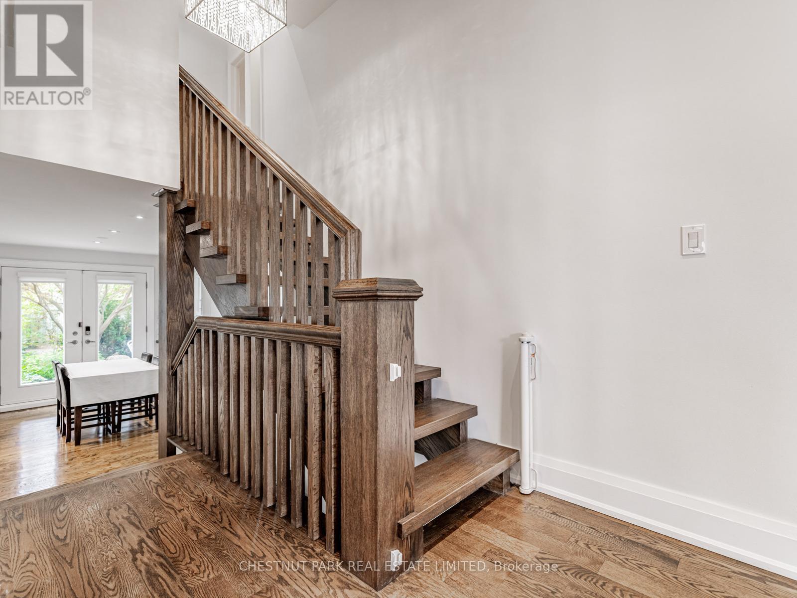 440 Glengarry Avenue, Toronto, Ontario  M5M 1E8 - Photo 12 - C12977072