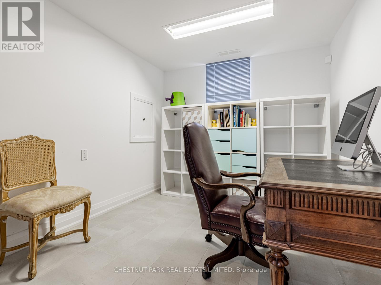 440 Glengarry Avenue, Toronto, Ontario  M5M 1E8 - Photo 32 - C12977072