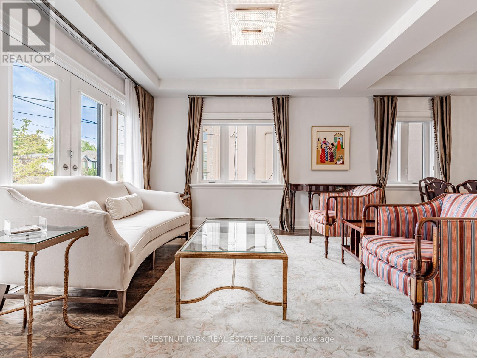 440 Glengarry Avenue, Toronto, Ontario  M5M 1E8 - Photo 5 - C12977072