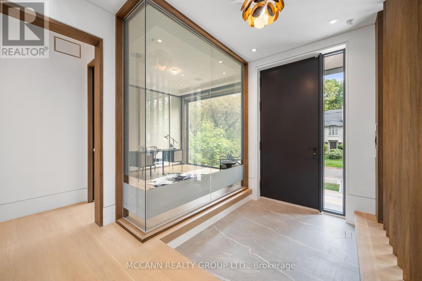 64 Glengowan Road, Toronto, Ontario  M4N 1G4 - Photo 11 - C12977114