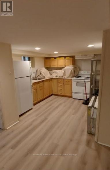 Lower - 48 Lawrence Avenue W, Toronto, Ontario  M5M 1A4 - Photo 2 - C12977130