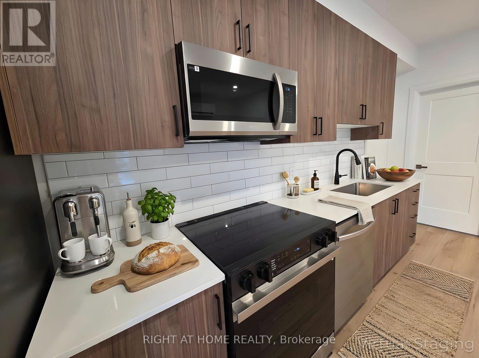 1r - 55 Camberwell Road, Toronto, Ontario  M6C 3E7 - Photo 3 - C12977148