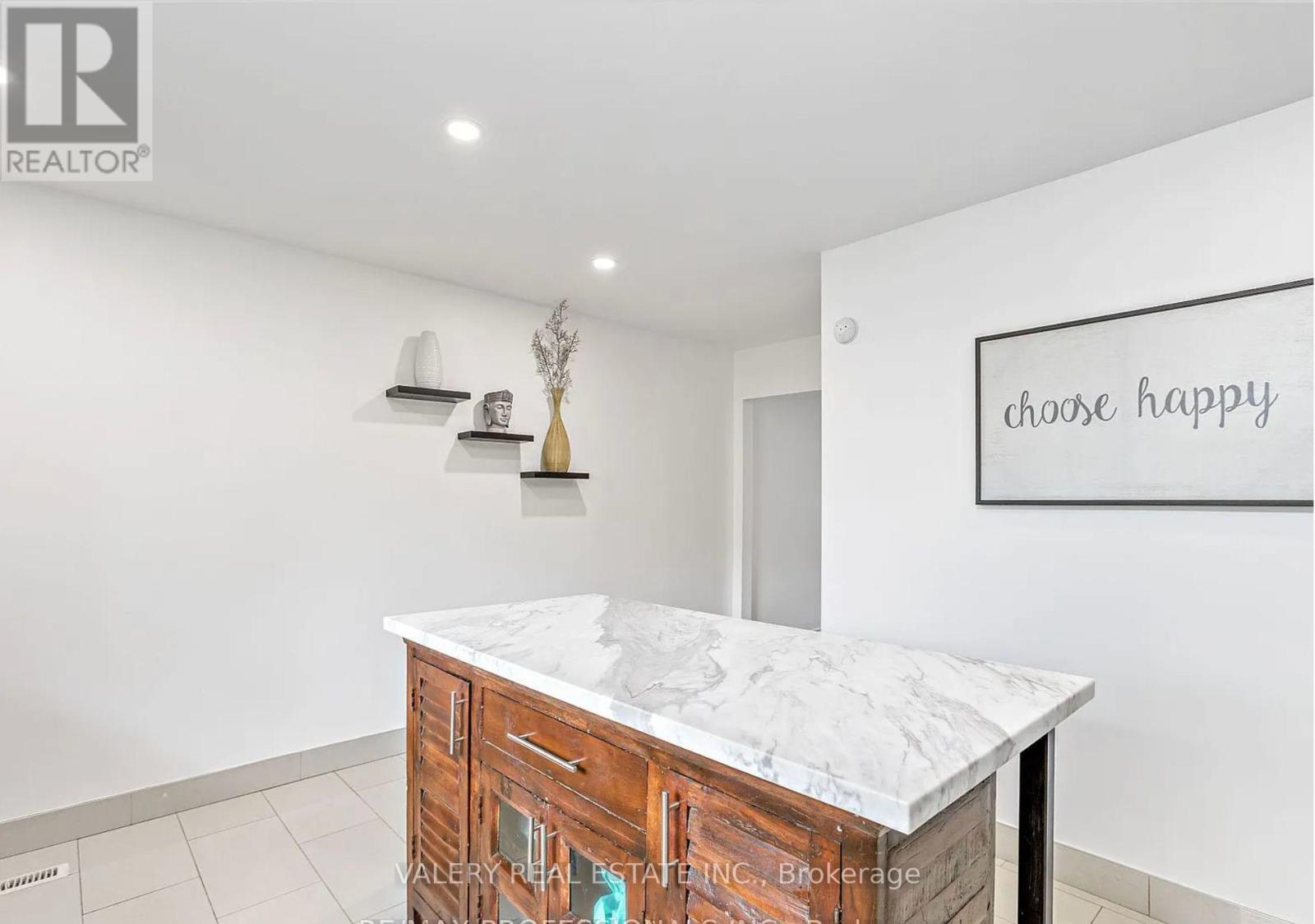 80 Saulter Street, Toronto, Ontario  M4M 2H7 - Photo 3 - E12976800
