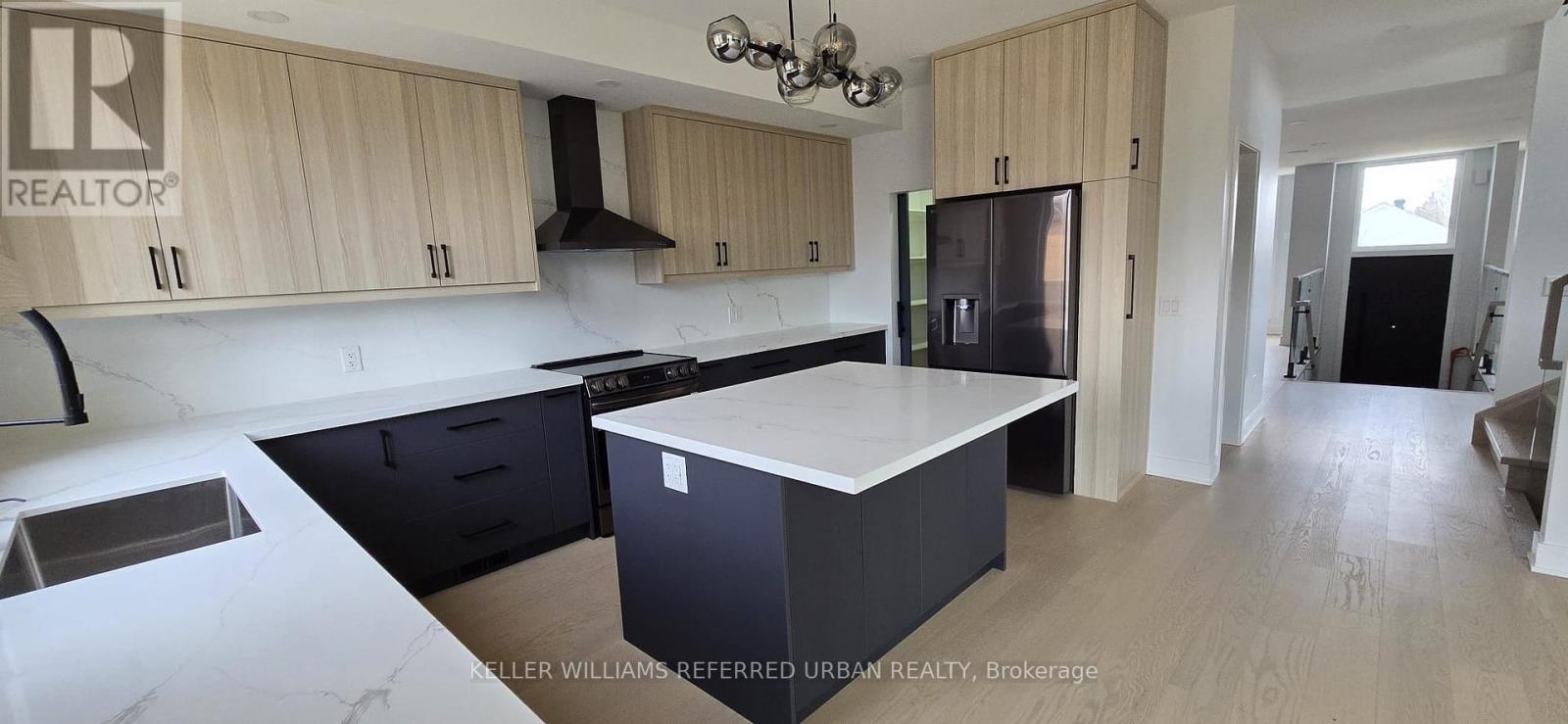 Main - 354 Woodmount Avenue, Toronto, Ontario  M4C 4A5 - Photo 13 - E12976902