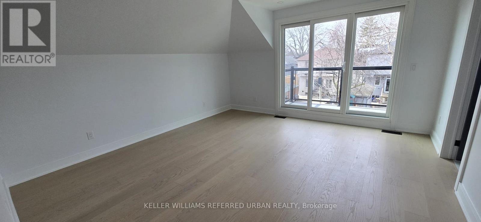 Main - 354 Woodmount Avenue, Toronto, Ontario  M4C 4A5 - Photo 16 - E12976902