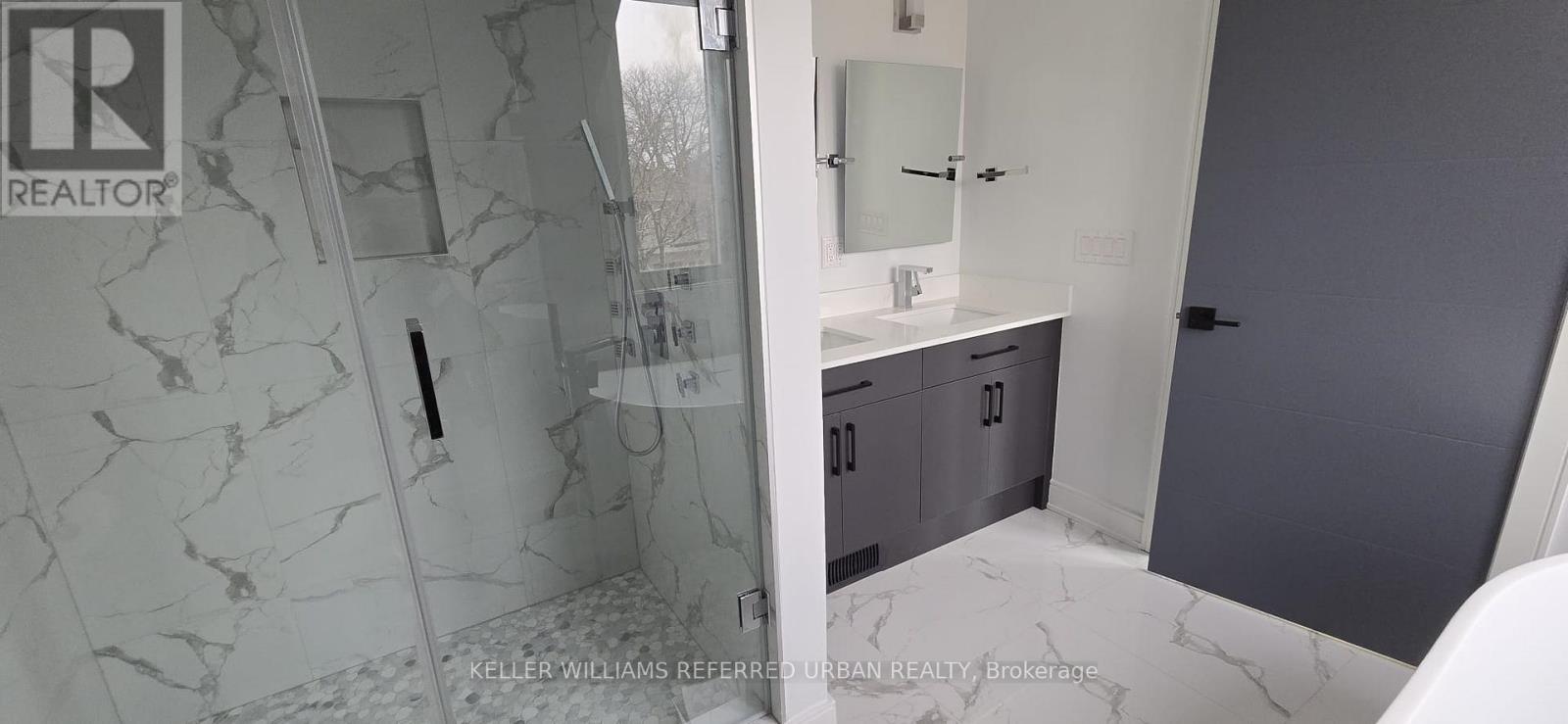 Main - 354 Woodmount Avenue, Toronto, Ontario  M4C 4A5 - Photo 19 - E12976902