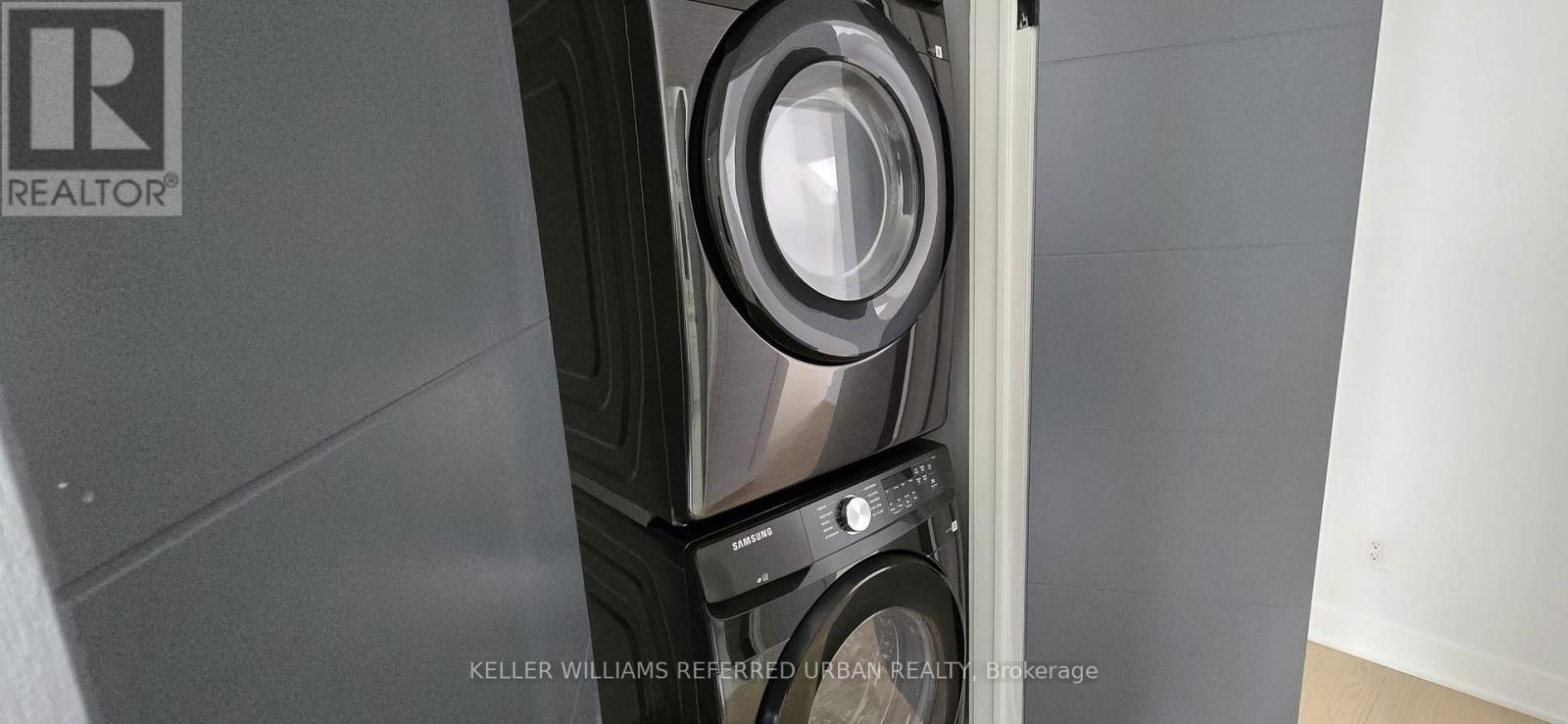 Main - 354 Woodmount Avenue, Toronto, Ontario  M4C 4A5 - Photo 29 - E12976902