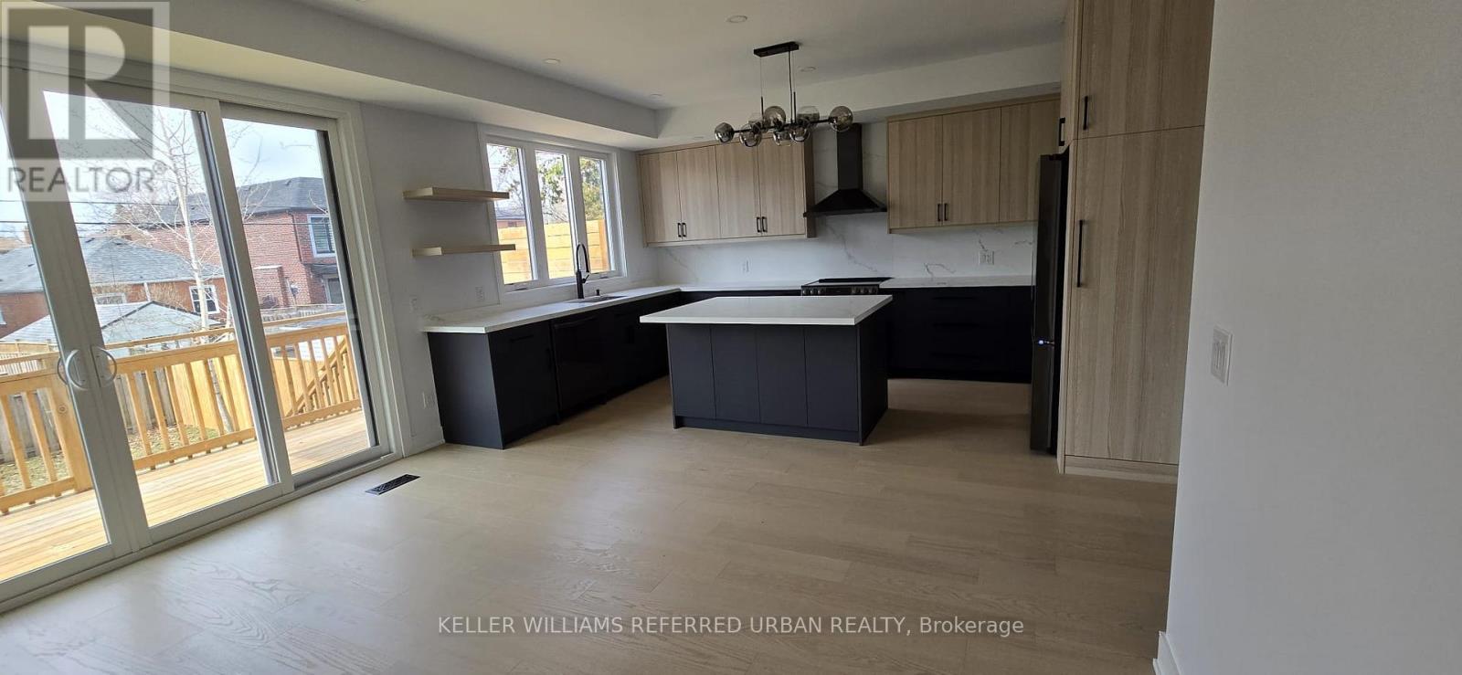 Main - 354 Woodmount Avenue, Toronto, Ontario  M4C 4A5 - Photo 9 - E12976902