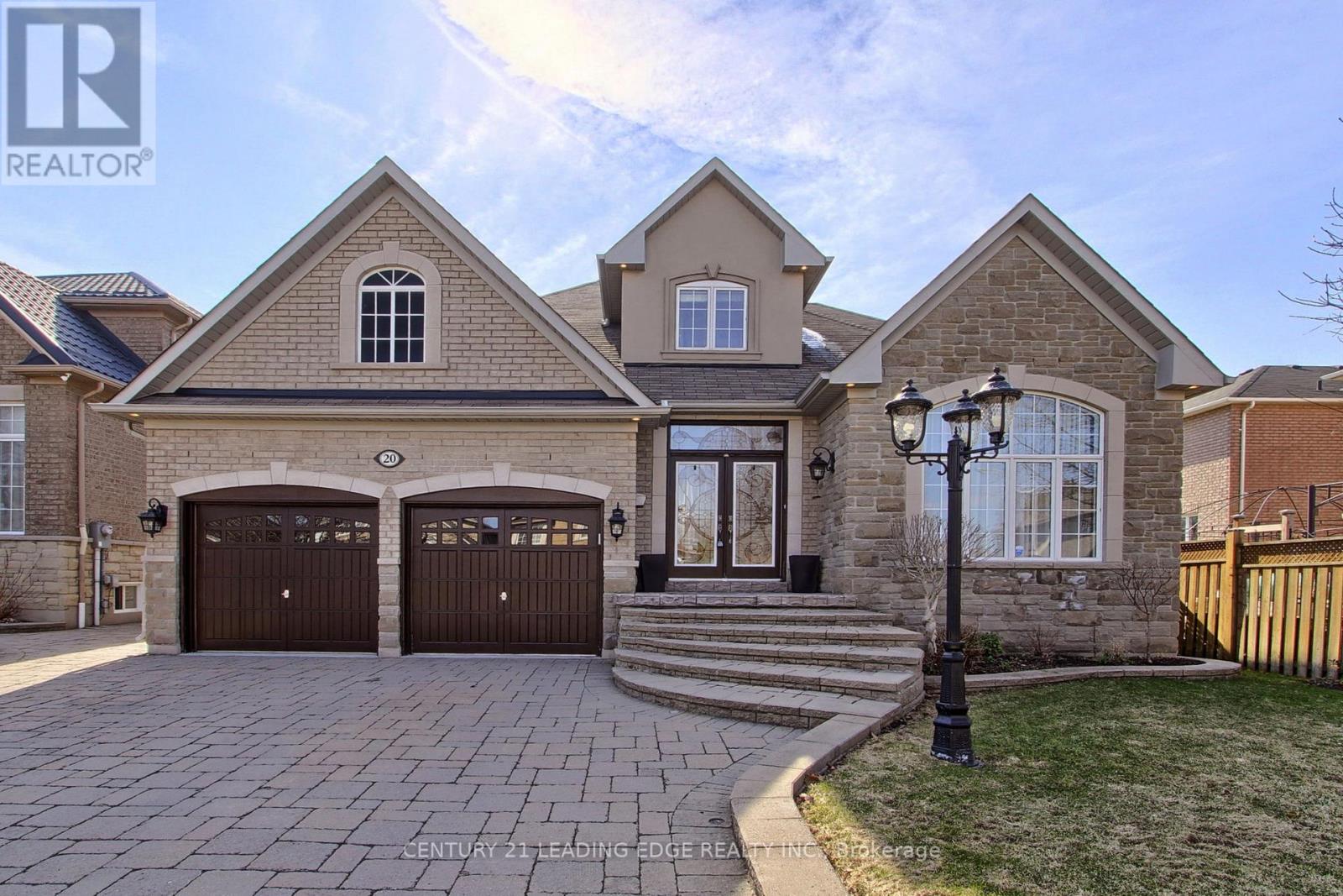 20 COSENS STREET, Toronto, Ontario