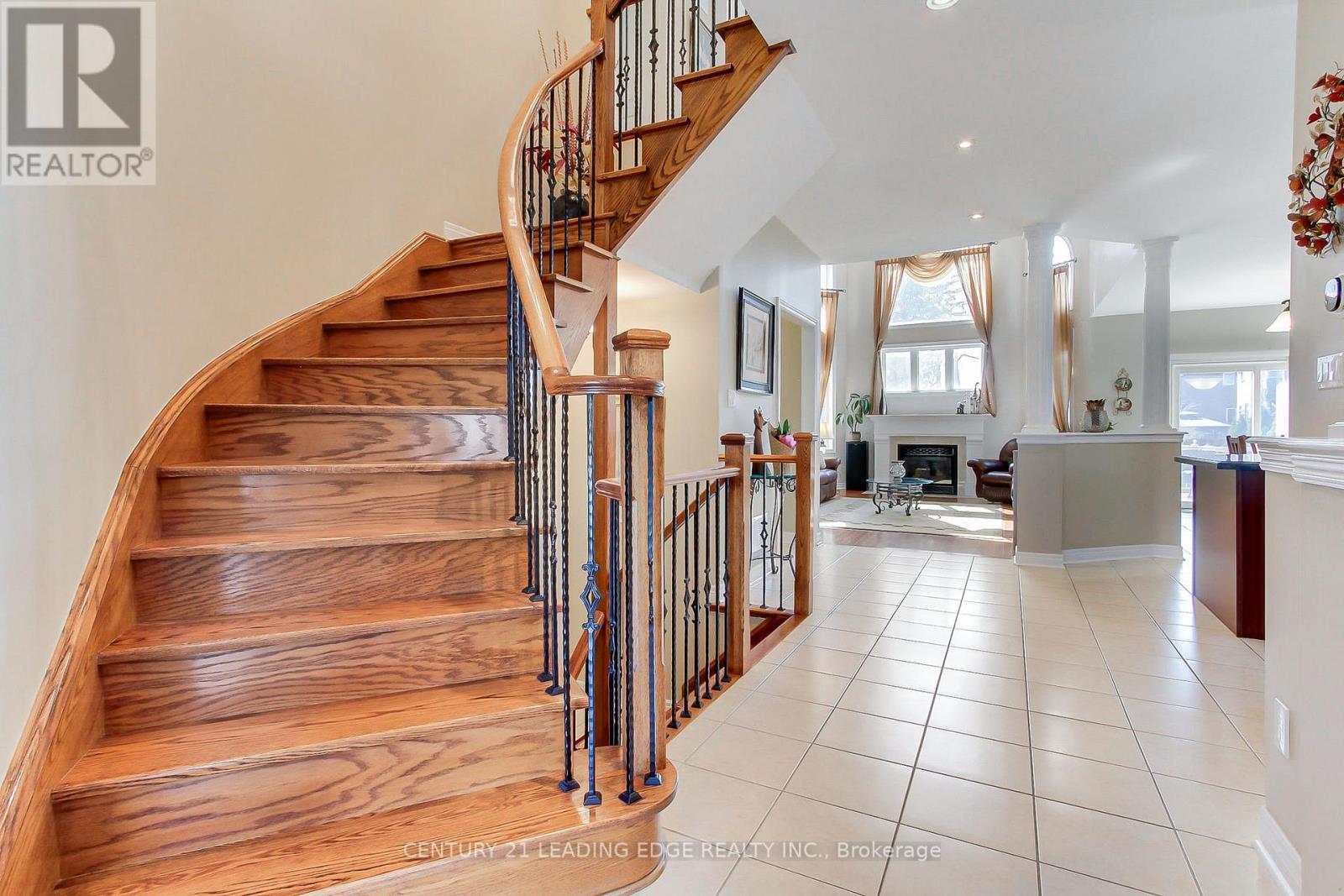 20 Cosens Street, Toronto, Ontario  M1C 0A7 - Photo 8 - E12976954