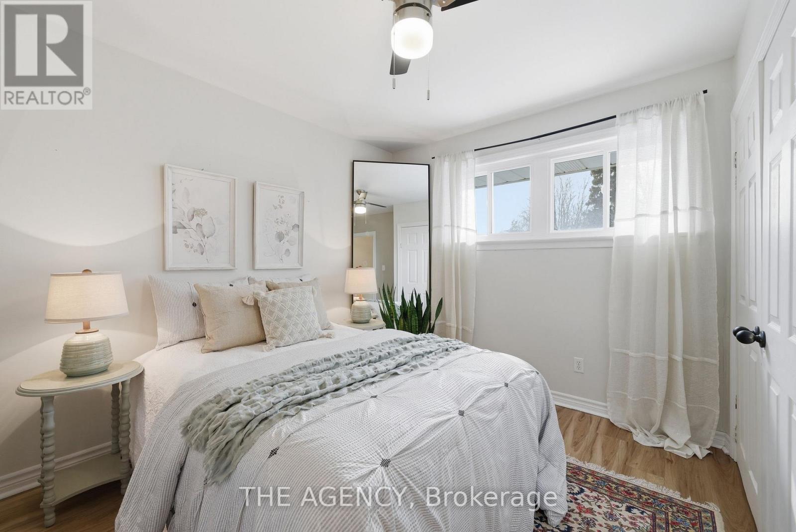 118 Applewood Crescent, Whitby, Ontario  L1N 2E7 - Photo 18 - E12977124