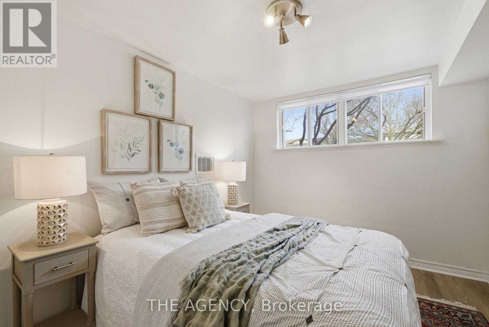 118 Applewood Crescent, Whitby, Ontario  L1N 2E7 - Photo 25 - E12977124