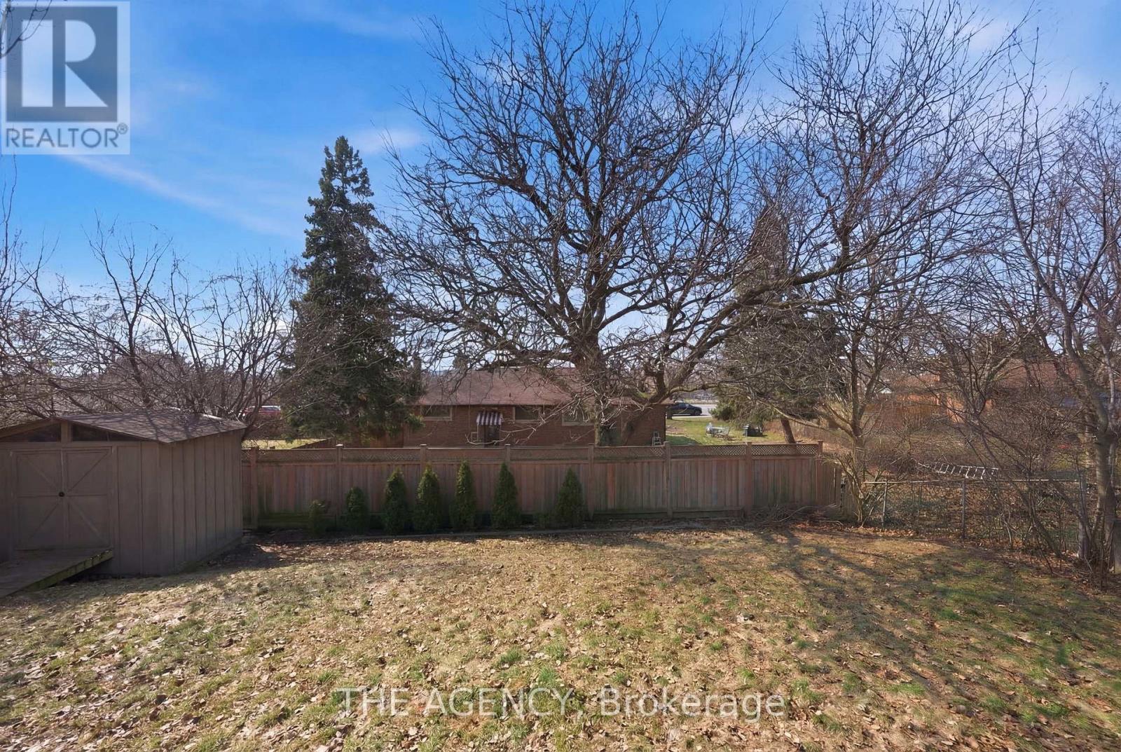 118 Applewood Crescent, Whitby, Ontario  L1N 2E7 - Photo 41 - E12977124