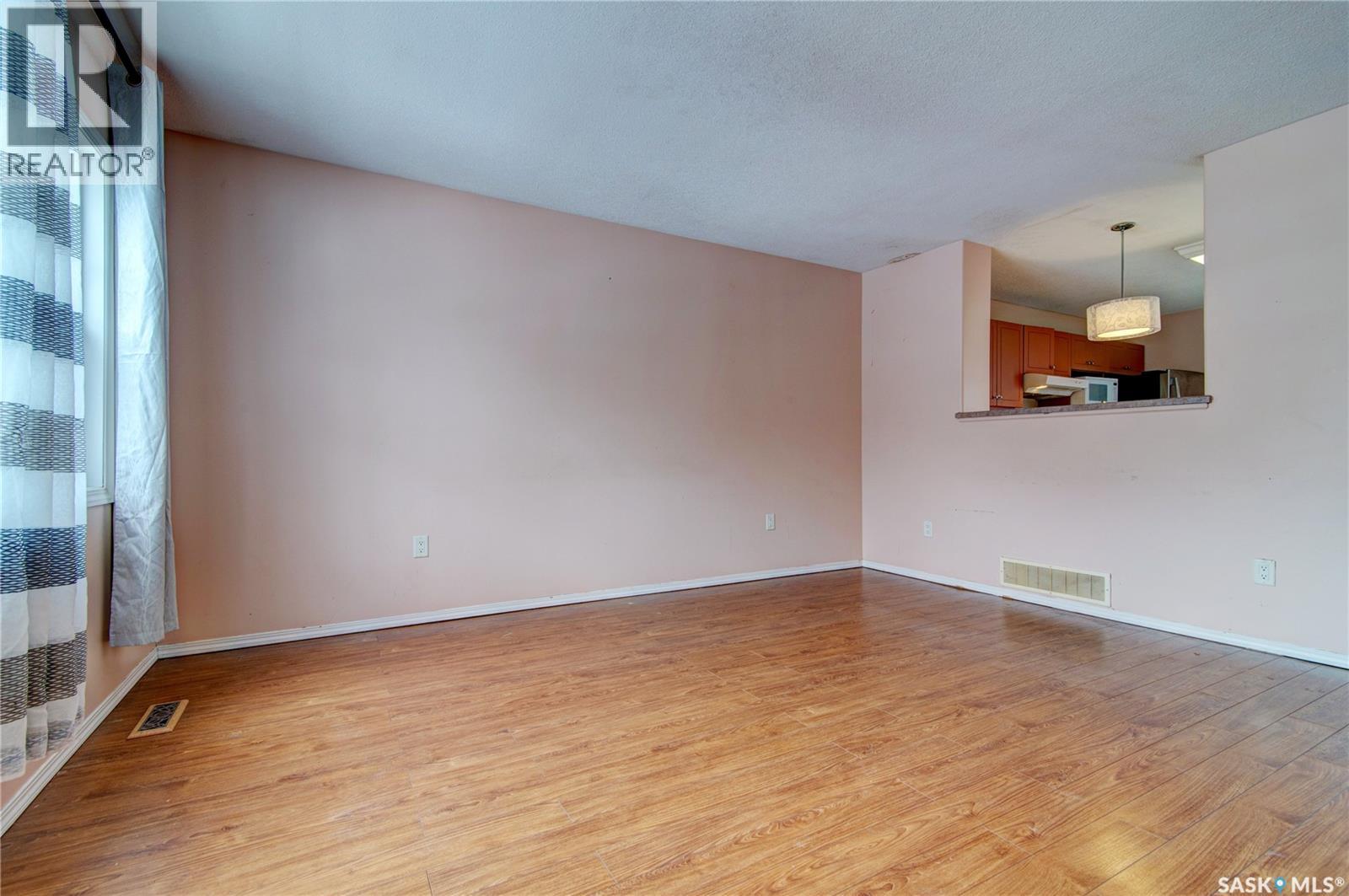 2164 Toronto Street, Regina, Saskatchewan  S4P 0B8 - Photo 6 - SK031838