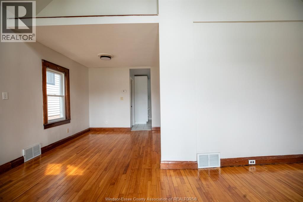 1472 Langlois Avenue, Windsor, Ontario  N8X 4M1 - Photo 2 - 26007635