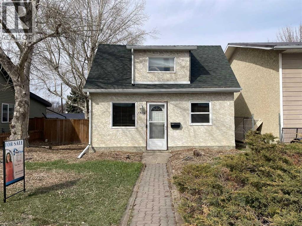 1709 1 Ave  N, Lethbridge, Alberta  T1H 0A5 - Photo 1 - A2298979