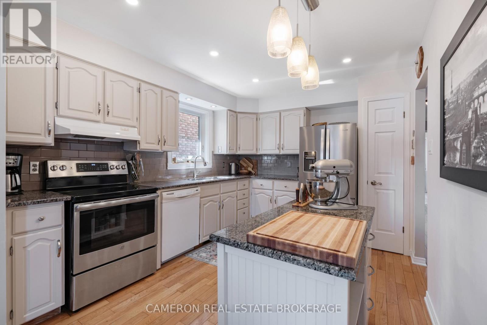 1343 Lancaster Crescent, Cornwall, Ontario  K6H 6R7 - Photo 9 - X12976860