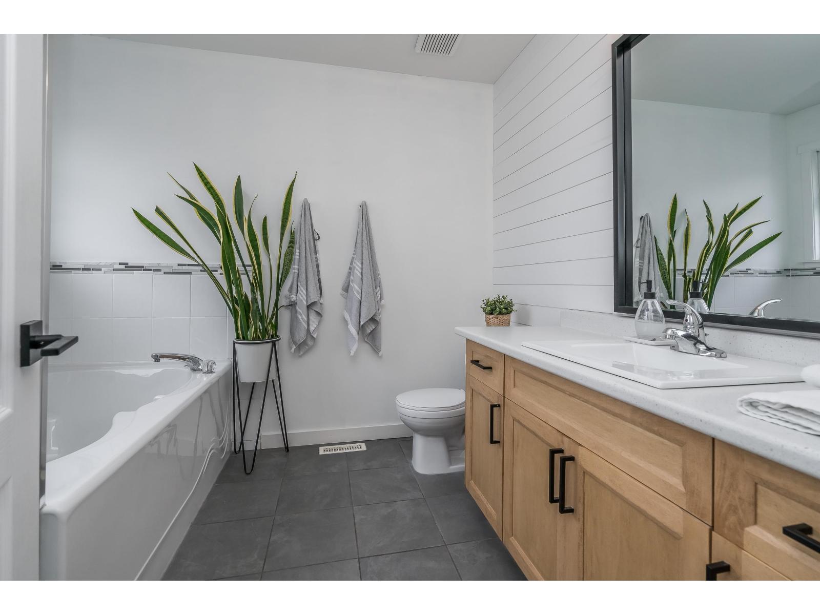 21075 86 Avenue, Langley, British Columbia  V1M 2L5 - Photo 14 - R3108885