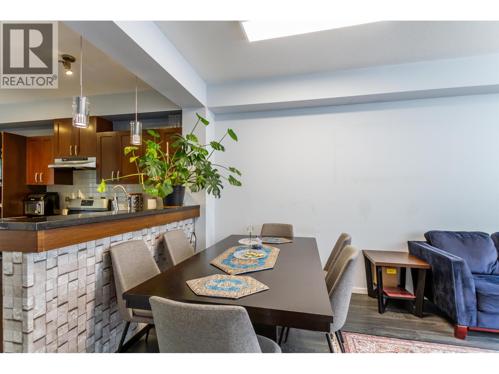 37 1362 Purcell Drive, Coquitlam, British Columbia  V3E 0A5 - Photo 8 - R3109084