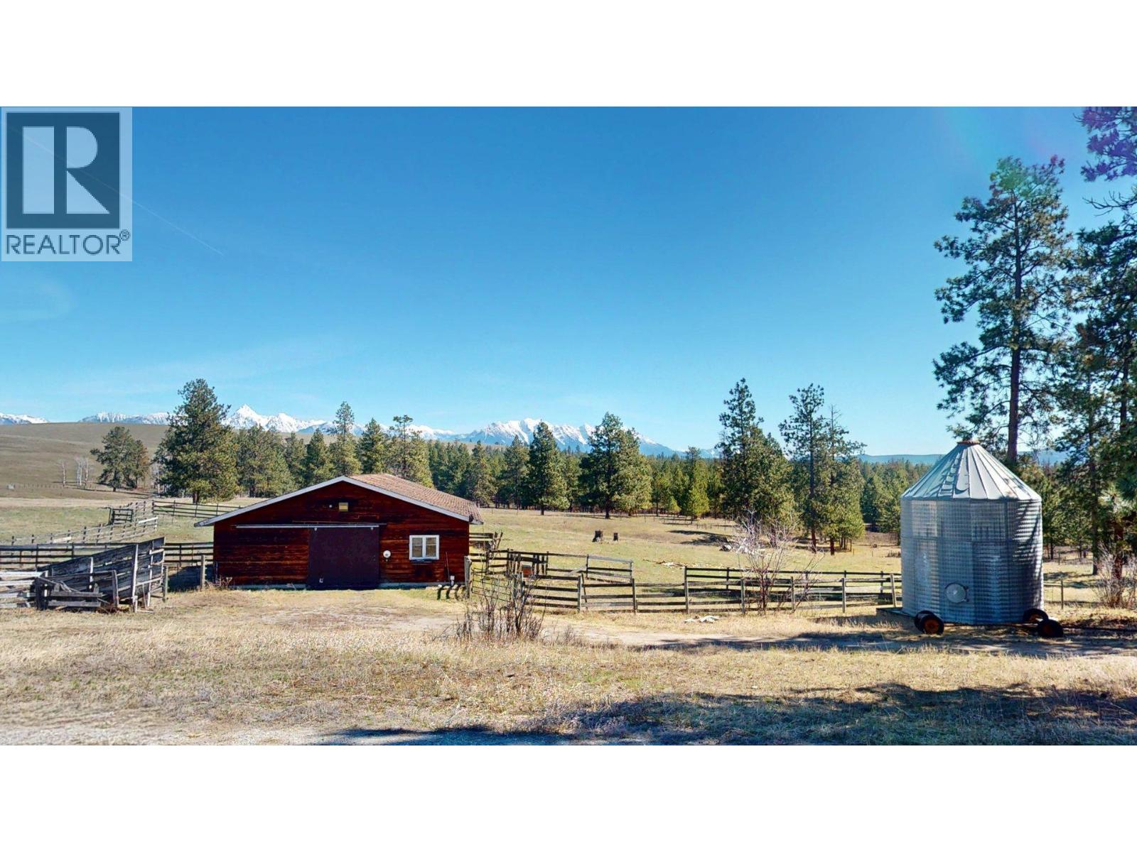 9862 95a Highway, Cranbrook, British Columbia  V1C 7C6 - Photo 5 - 10382297