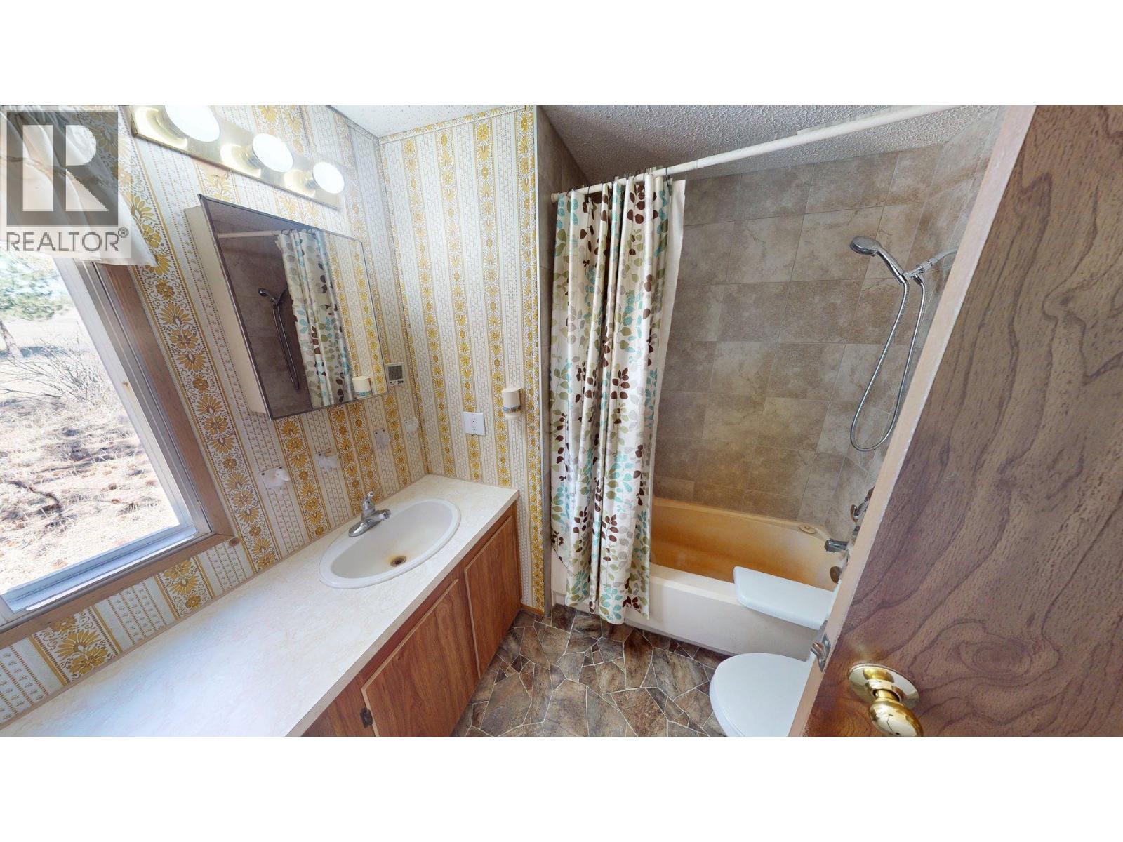 9862 95a Highway, Cranbrook, British Columbia  V1C 7C6 - Photo 20 - 10382297