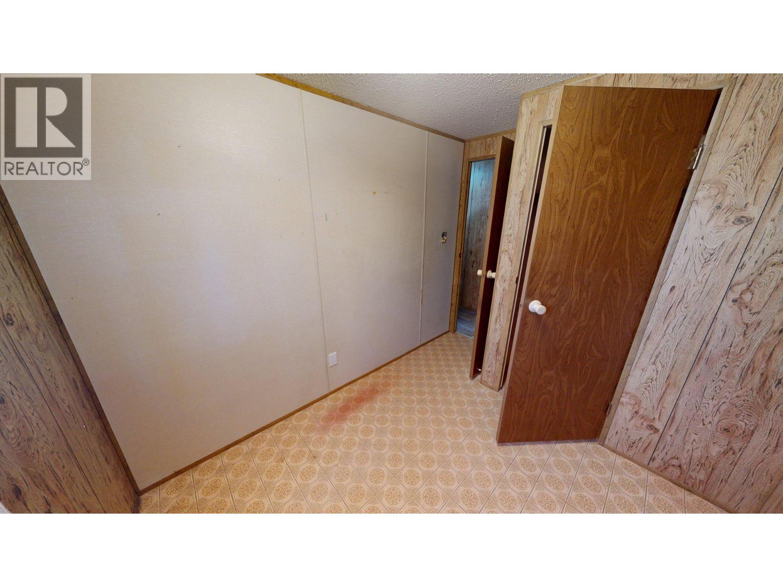 9862 95a Highway, Cranbrook, British Columbia  V1C 7C6 - Photo 17 - 10382297