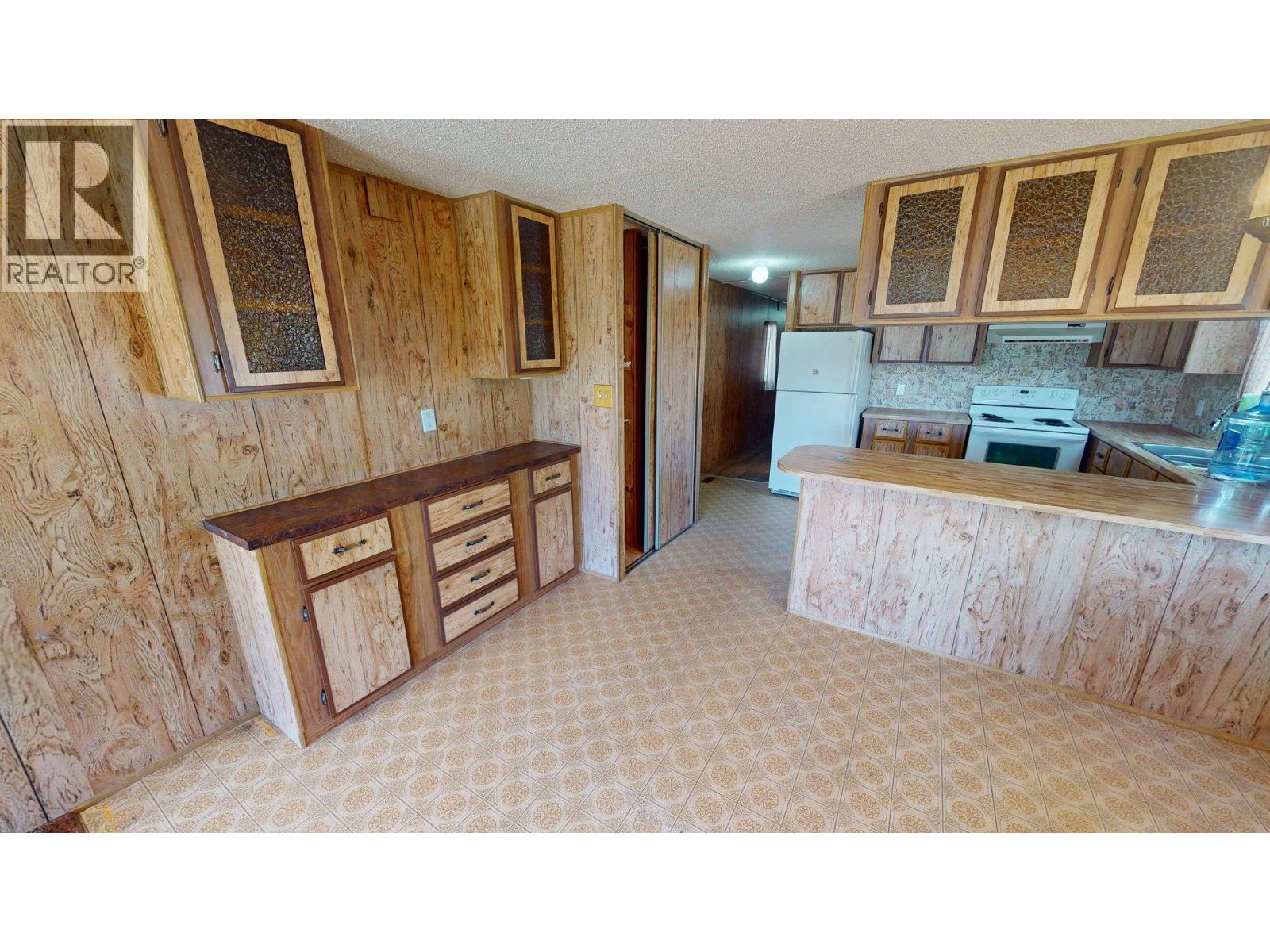 9862 95a Highway, Cranbrook, British Columbia  V1C 7C6 - Photo 14 - 10382297